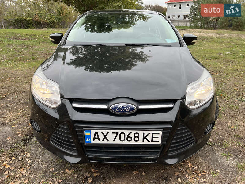 Хэтчбек Ford Focus 2014 в Киеве