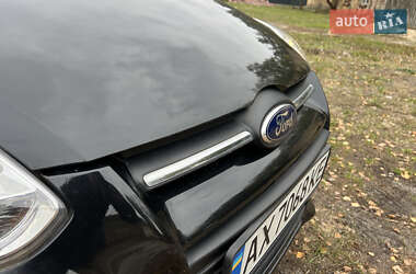 Хэтчбек Ford Focus 2014 в 