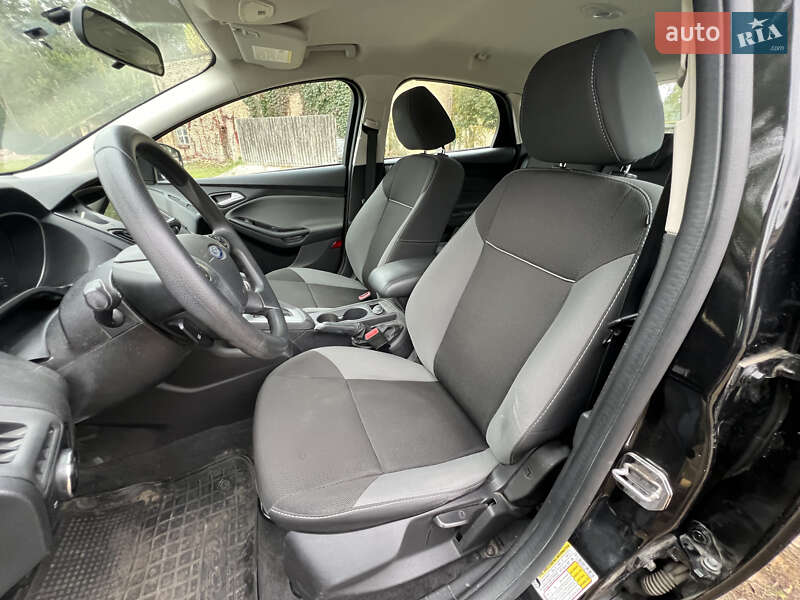 Хэтчбек Ford Focus 2014 в Киеве