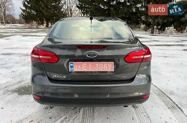 Седан Ford Focus 2018 в Дубні