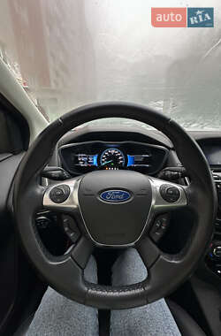 Хэтчбек Ford Focus 2013 в Запорожье