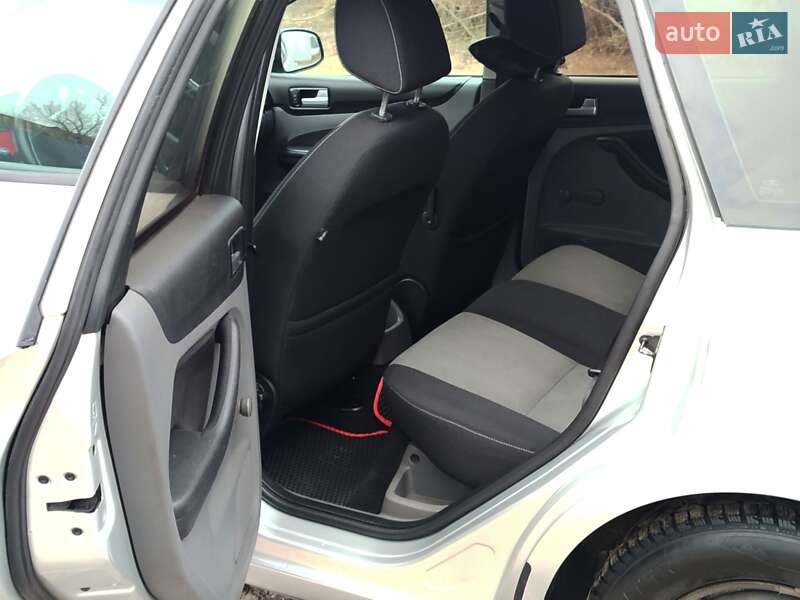 Универсал Ford Focus 2010 в Корсуне-Шевченковском