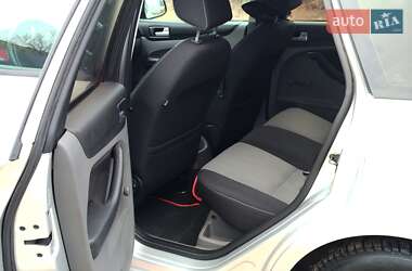 Универсал Ford Focus 2010 в 