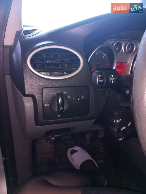 Универсал Ford Focus 2008 в Стрые фото 38 Универсал Ford Focus 2008 в Стрые