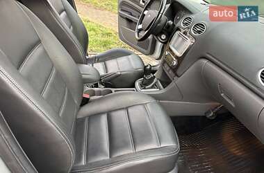 Хэтчбек Ford Focus 2007 в 