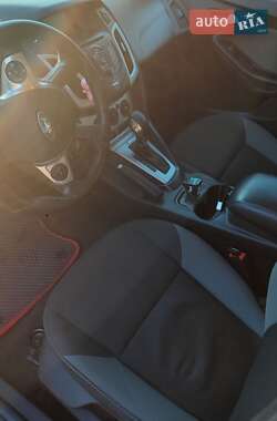 Хэтчбек Ford Focus 2014 в 