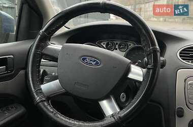 Хэтчбек Ford Focus 2008 в 