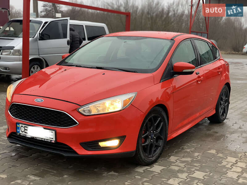 Хэтчбек Ford Focus 2015 в 
