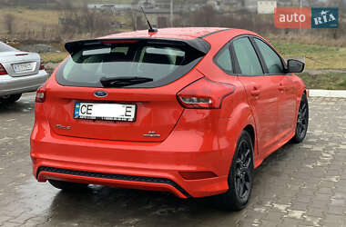 Хэтчбек Ford Focus 2015 в 