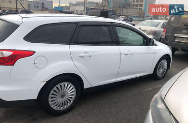 Универсал Ford Focus 2013 в 