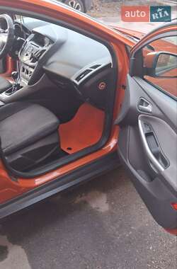 Универсал Ford Focus 2011 в 