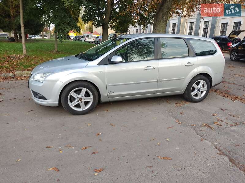 Универсал Ford Focus 2006 в Дубно