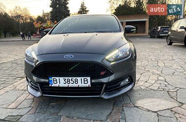 Хетчбек Ford Focus 2015 в Кременчуці