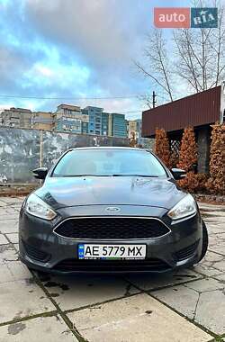 Хетчбек Ford Focus 2016 в Кам'янському