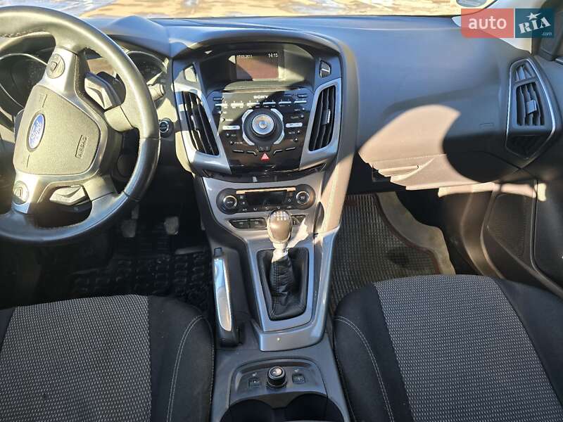 Хетчбек Ford Focus 2011 в Верховині