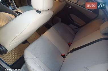 Седан Ford Focus 2015 в 