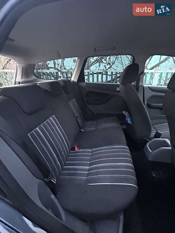 Универсал Ford Focus 2008 в Староконстантинове