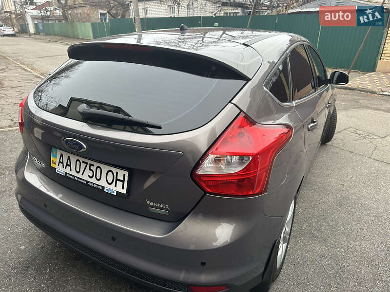 Хэтчбек Ford Focus 2013 в Киеве