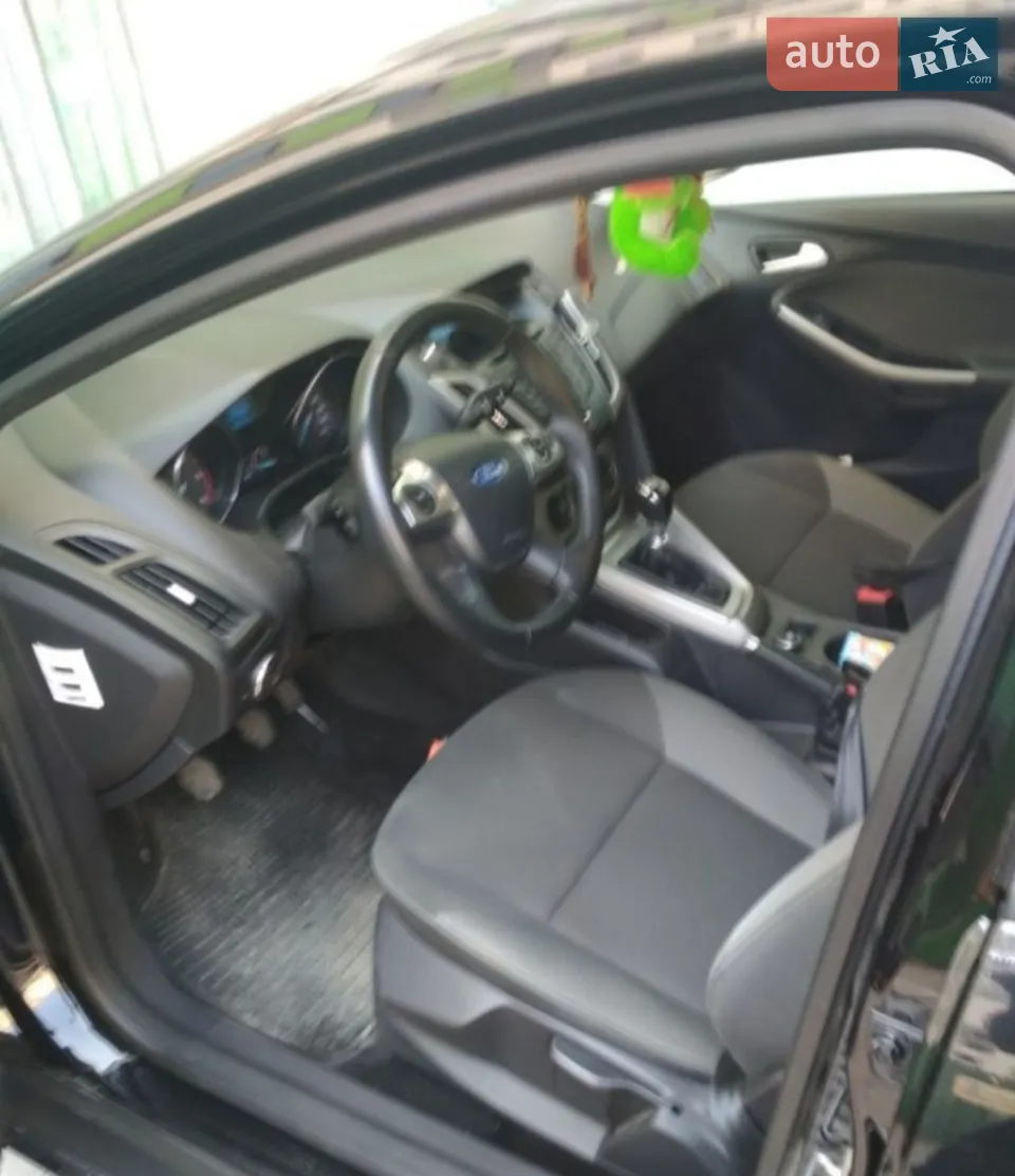 2011 Ford Focus - мініатюра 11