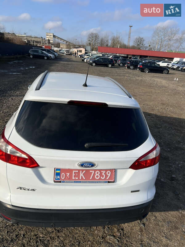 Универсал Ford Focus 2013 в Нововолынске