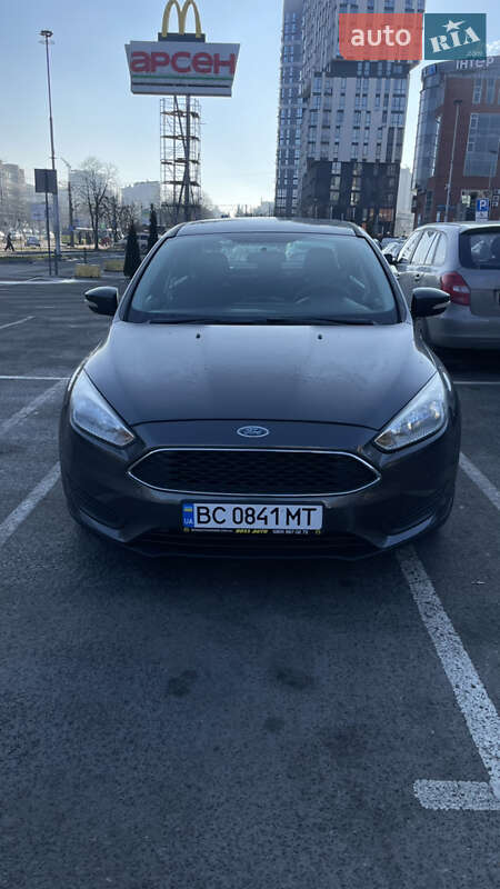 Седан Ford Focus 2015 в Львове