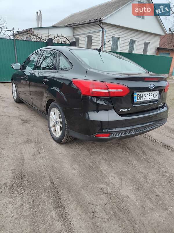 Седан Ford Focus 2014 в Лебедине