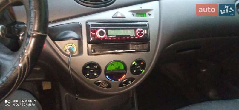 Хэтчбек Ford Focus 2002 в Бориславе