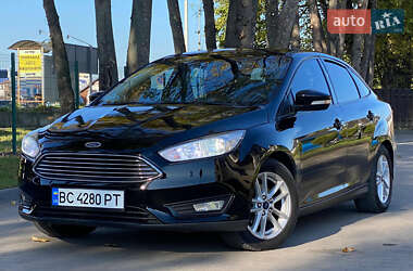 Седан Ford Focus 2016 в 