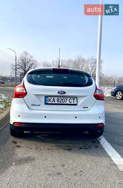 Хетчбек Ford Focus 2014 в 