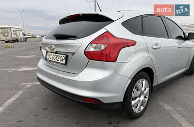 Хетчбек Ford Focus 2013 в Пустомитах