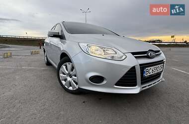 Хетчбек Ford Focus 2013 в Пустомитах