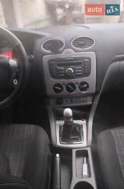 Универсал Ford Focus 2010 в 