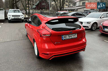 Хэтчбек Ford Focus 2016 в Киеве