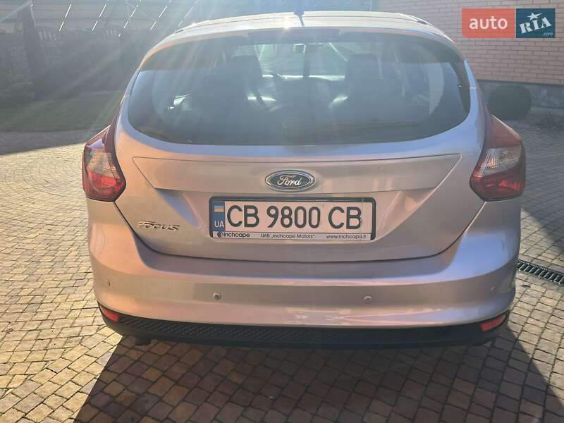 Хэтчбек Ford Focus 2011 в Чернигове фото 6 Хэтчбек Ford Focus 2011 в Чернигове