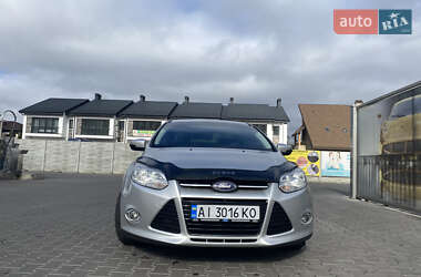 Седан Ford Focus 2012 в 