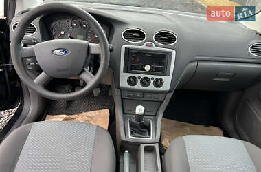 Хэтчбек Ford Focus 2006 в Луцке