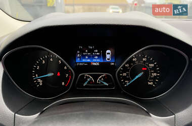 Хэтчбек Ford Focus 2015 в 