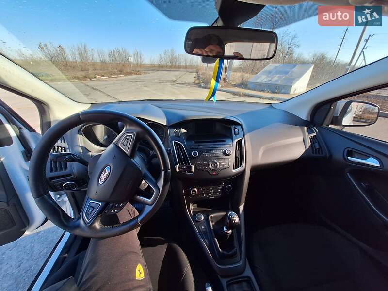Хэтчбек Ford Focus 2016 в Николаеве