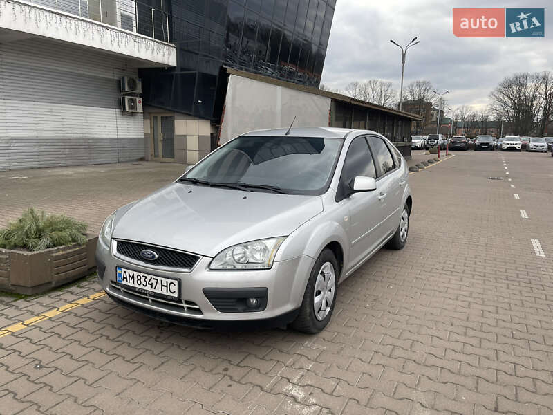 Хэтчбек Ford Focus 2005 в Житомире
