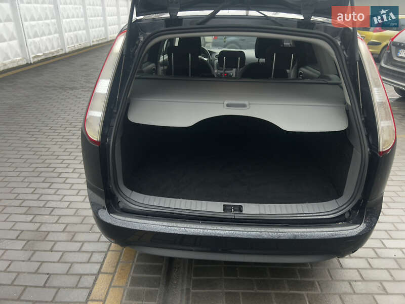 Універсал Ford Focus 2010 в Рівному