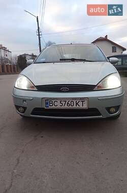 Хэтчбек Ford Focus 2004 в 