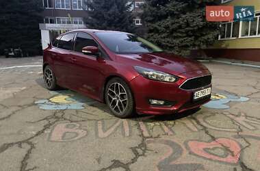 Хетчбек Ford Focus 2016 в Дніпрі