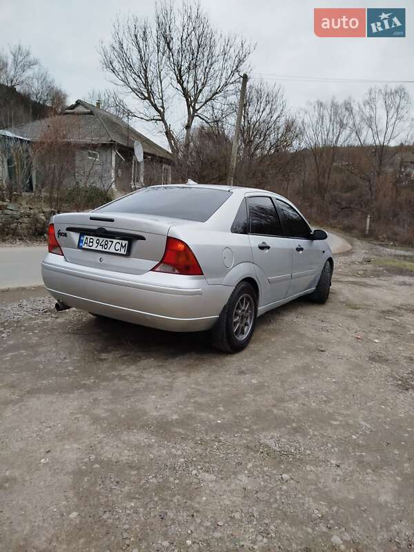 Седан Ford Focus 2002 в Могилев-Подольске