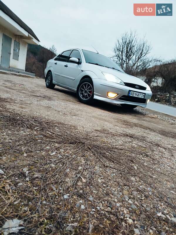 Седан Ford Focus 2002 в Могилев-Подольске