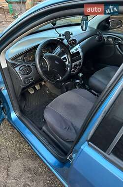 Универсал Ford Focus 2001 в 