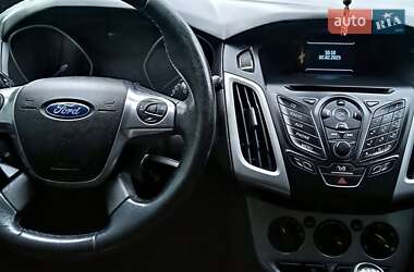 Универсал Ford Focus 2013 в 