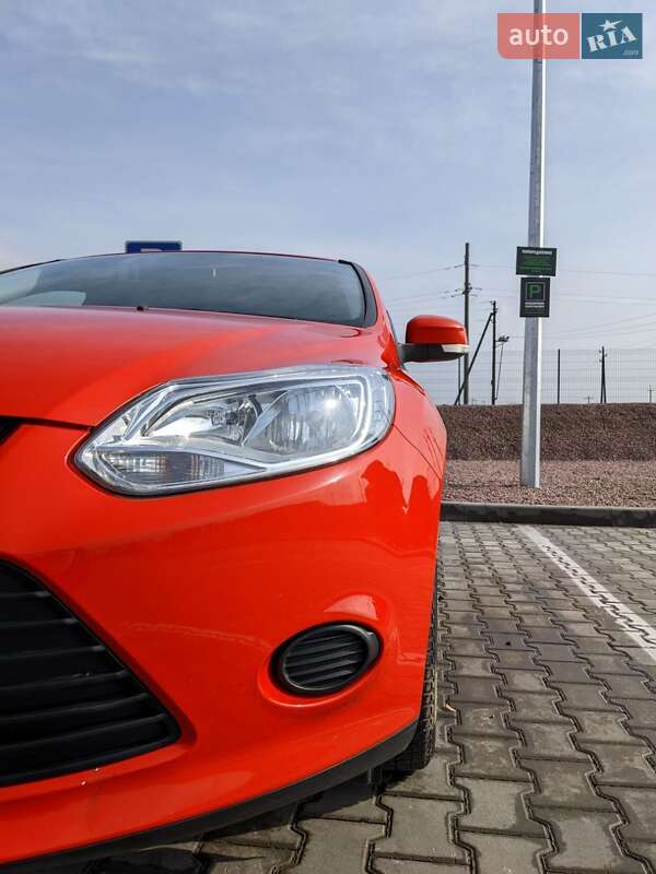 Хэтчбек Ford Focus 2014 в Буче