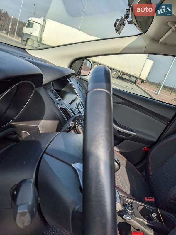 Хэтчбек Ford Focus 2014 в Буче