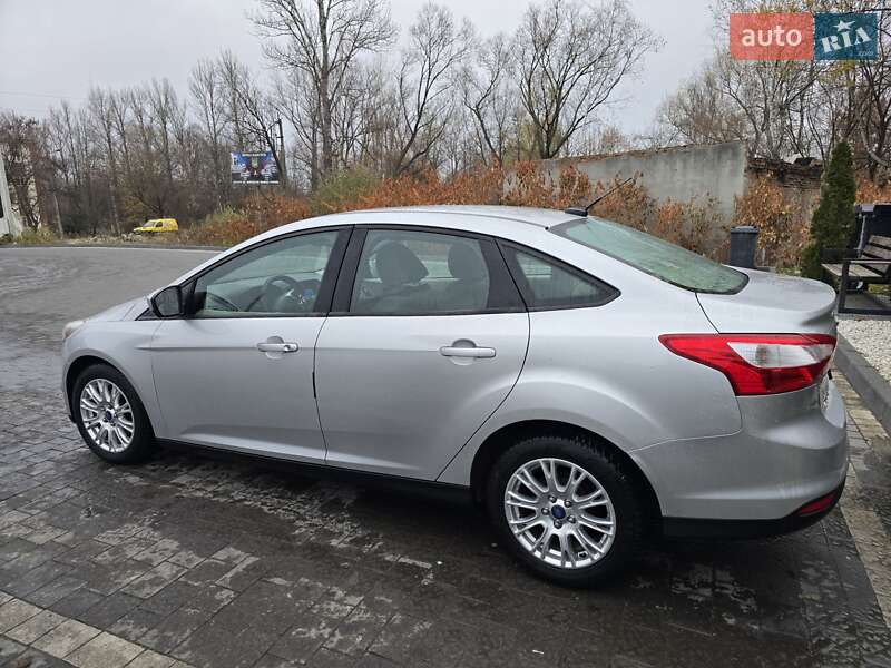 Седан Ford Focus 2012 в Ивано-Франковске