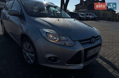 Універсал Ford Focus 2012 в Золочеві